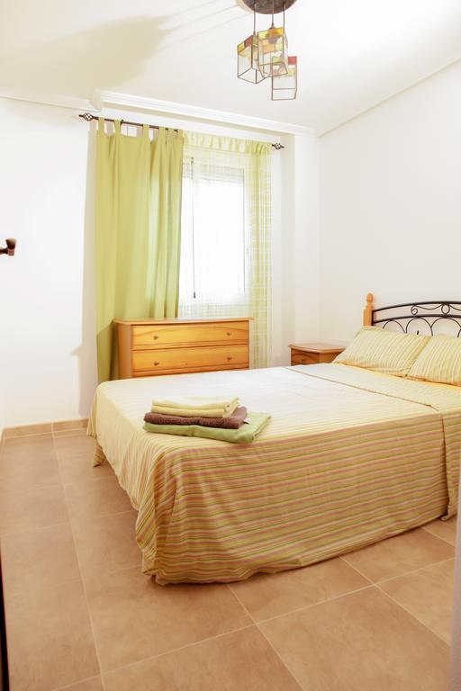 Apartment Altos De La Bahia X Torrevieja Oda fotoğraf